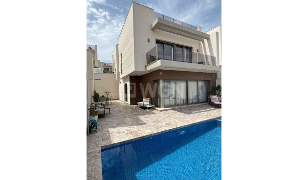 Villa - Reventa - Orihuela Costa - Villamartín-las Filipinas