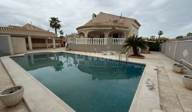 Villa - Reventa - Playa Flamenca - Costa Blanca