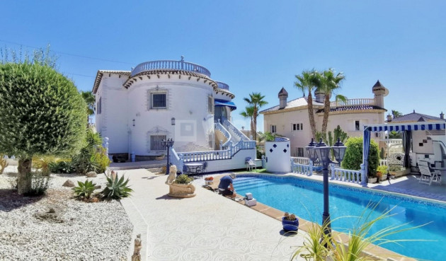 Villa - Reventa - San Miguel de Salinas - Inland