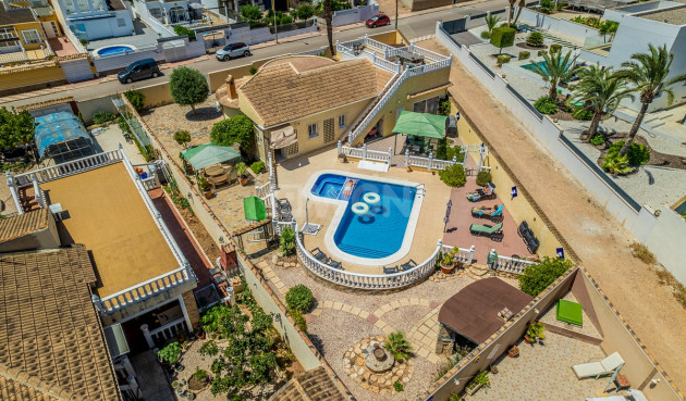 Villa - Reventa - Torrevieja - Costa Blanca
