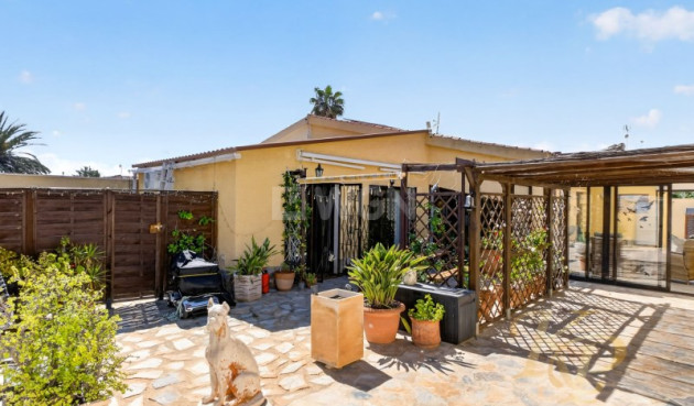 Villa - Reventa - Torrevieja - Costa Blanca