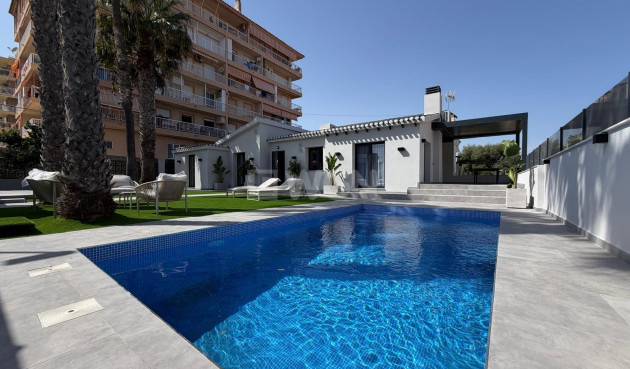 Villa - Reventa - Torrevieja - Punta Prima