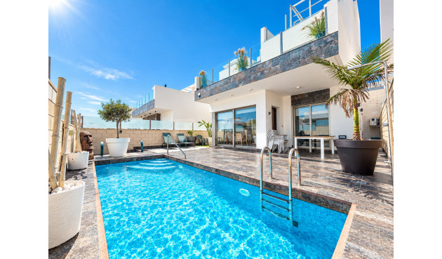 Villa - Reventa - Villamartin - Costa Blanca