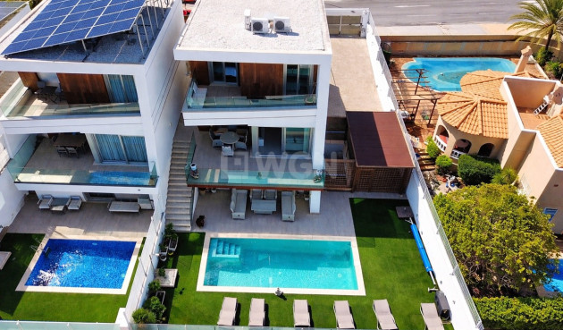 Villa - Reventa - Villamartin - Costa Blanca