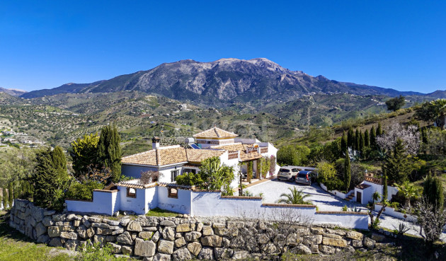 Villa - Reventa - Vinuela - 41433