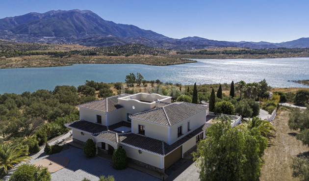 Villa - Reventa - Vinuela - Inland