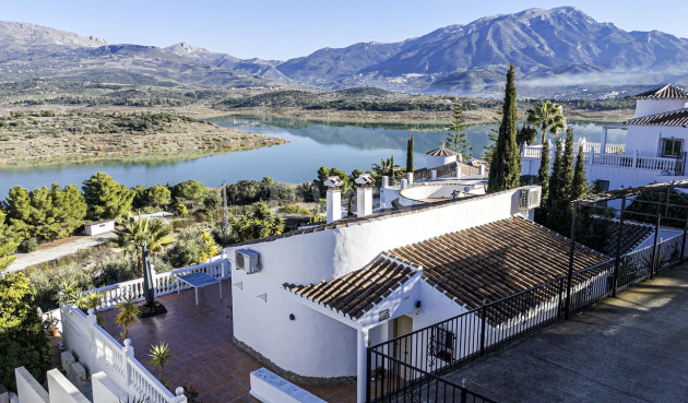 Villa - Reventa - Vinuela - Inland