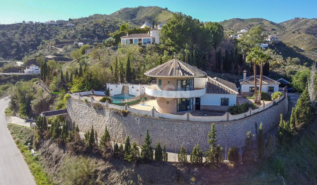 Villa - Reventa - Vinuela - Inland