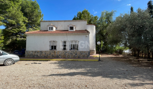 Villa - Wiederverkauf - Albatera - Inland