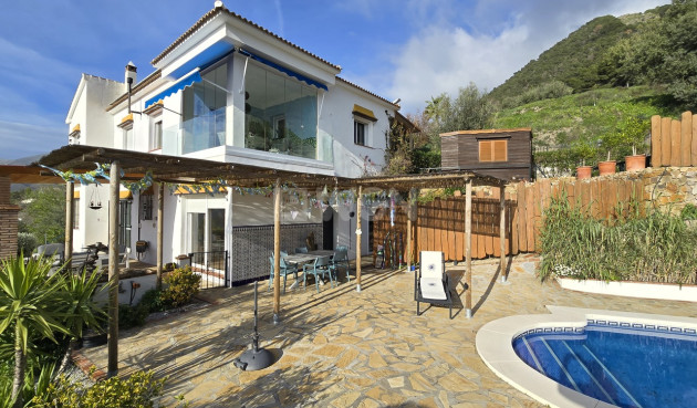 Villa - Wiederverkauf - Alcaucín - 58228