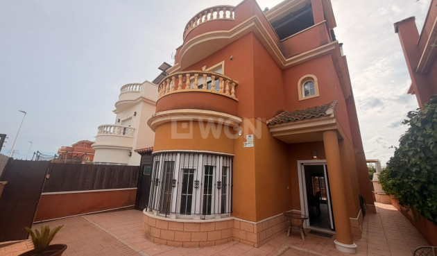 Villa - Wiederverkauf - Almoradí - El Banet