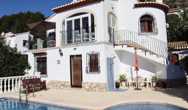Villa - Wiederverkauf - Benigembla - 35605