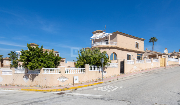 Villa - Wiederverkauf - Benijofar - Costa Blanca