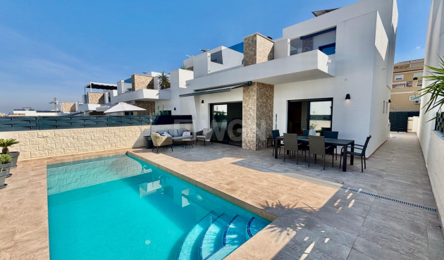 Villa - Wiederverkauf - Benijofar - Pueblo 4