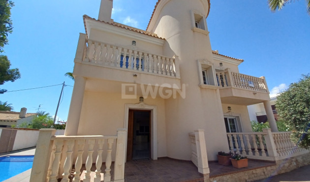 Villa - Wiederverkauf - Cabo Roig - Costa Blanca