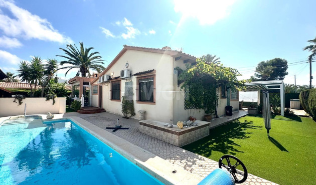 Villa - Wiederverkauf - Cabo Roig - Costa Blanca