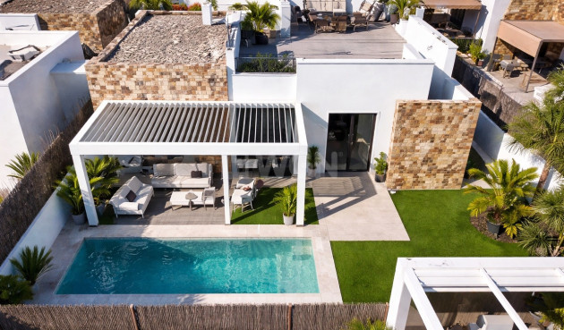 Villa - Wiederverkauf - Cabo Roig - Costa Blanca