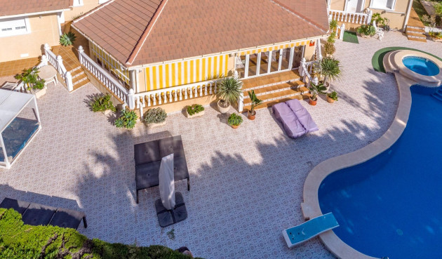 Villa - Wiederverkauf - Cabo Roig - Muy Cerca De La Playa