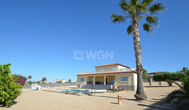 Villa - Wiederverkauf - Campos del Río - Inland