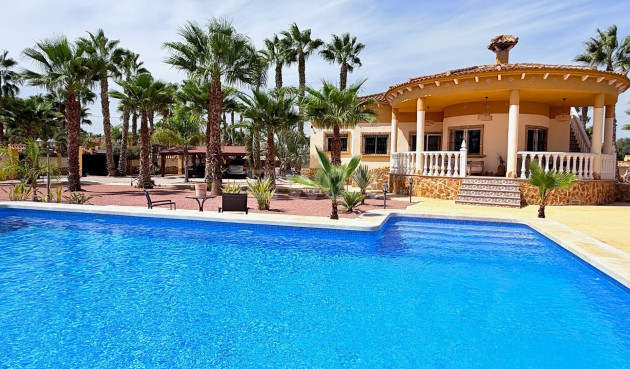 Villa - Wiederverkauf - Catral - Costa Blanca