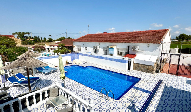 Villa - Wiederverkauf - Dolores - Comunidad Valenciana