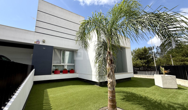 Villa - Wiederverkauf - Dolores - Costa Blanca