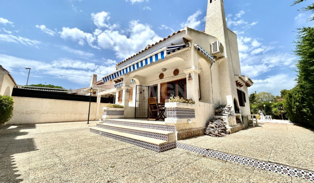 Villa - Wiederverkauf - La Zenia - Costa Blanca