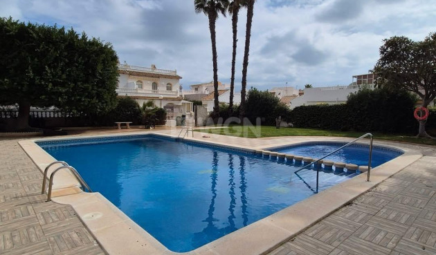 Villa - Wiederverkauf - Los Alcázares - Los Narejos
