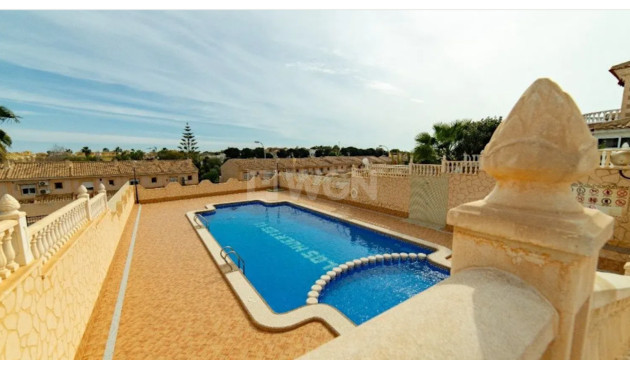 Villa - Wiederverkauf - Los Balcones - Costa Blanca