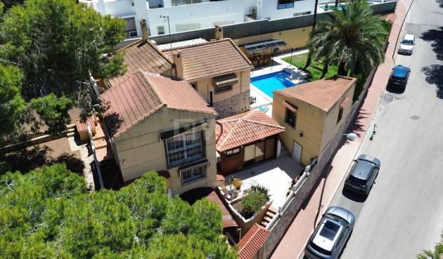 Villa - Wiederverkauf - Los Balcones - Costa Blanca