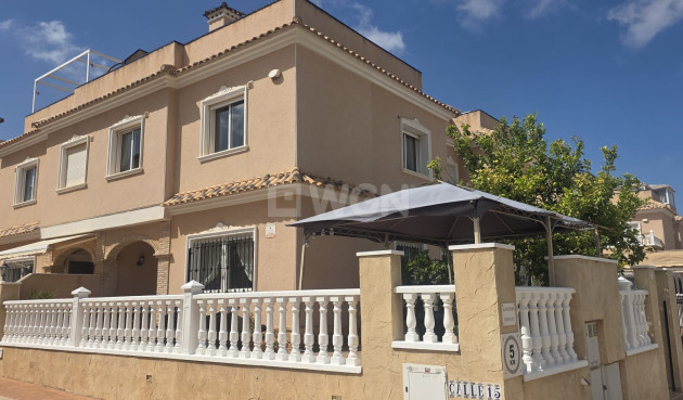 Villa - Wiederverkauf - Orihuela Costa - 90905
