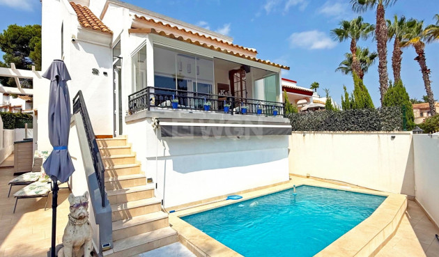 Villa - Wiederverkauf - Orihuela Costa - Costa Blanca