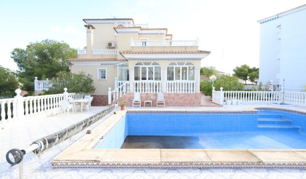 Villa - Wiederverkauf - Orihuela Costa - Costa Blanca