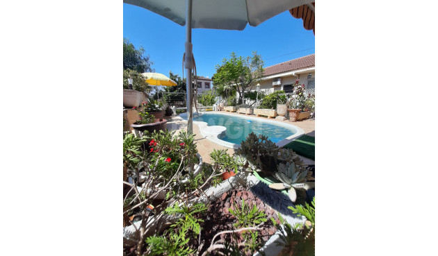 Villa - Wiederverkauf - Orihuela Costa - Costa Blanca