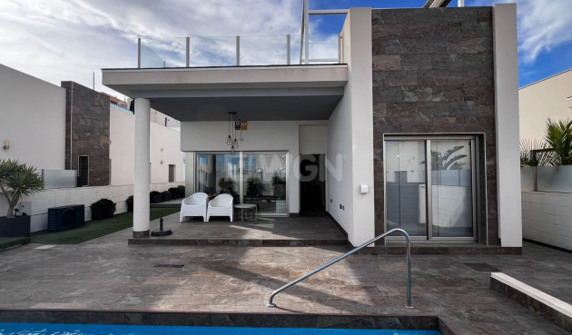 Villa - Wiederverkauf - Orihuela Costa - Costa Blanca