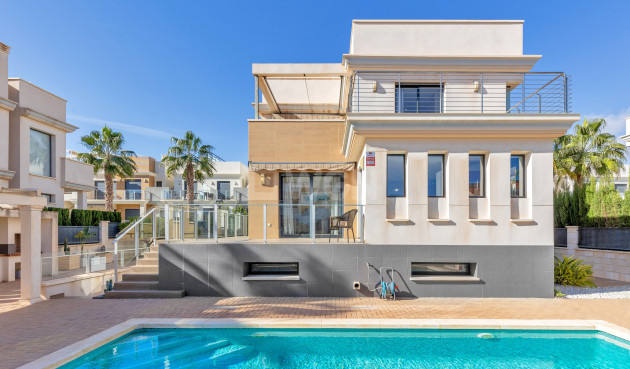 Villa - Wiederverkauf - Orihuela Costa - Costa Blanca