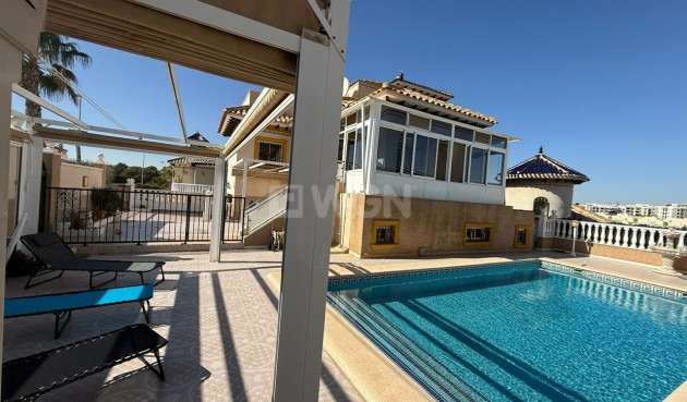 Villa - Wiederverkauf - Orihuela Costa - Costa Blanca
