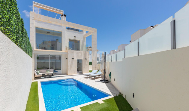 Villa - Wiederverkauf - Orihuela Costa - Lomas de Cabo Roig