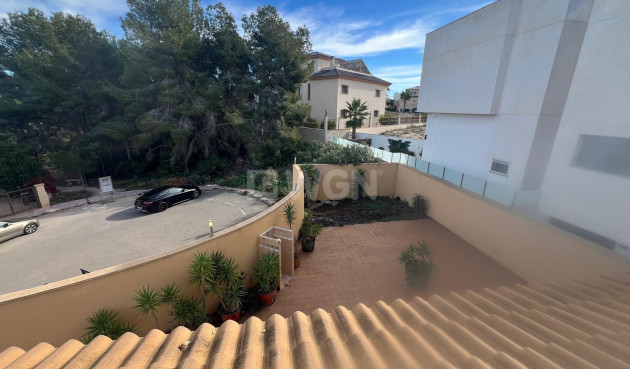 Villa - Wiederverkauf - Orihuela Costa - Villamartín-las Filipinas