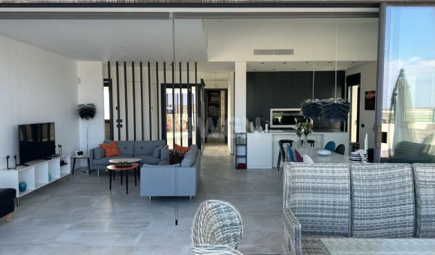 Villa - Wiederverkauf - Rojales - 86379