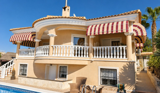 Villa - Wiederverkauf - Rojales - Inland