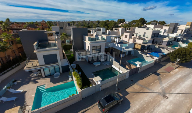 Villa - Wiederverkauf - San Miguel de Salinas - Bellavista