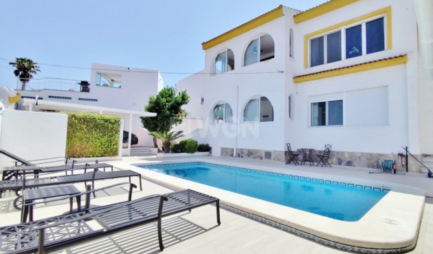 Villa - Wiederverkauf - San Miguel de Salinas - Inland