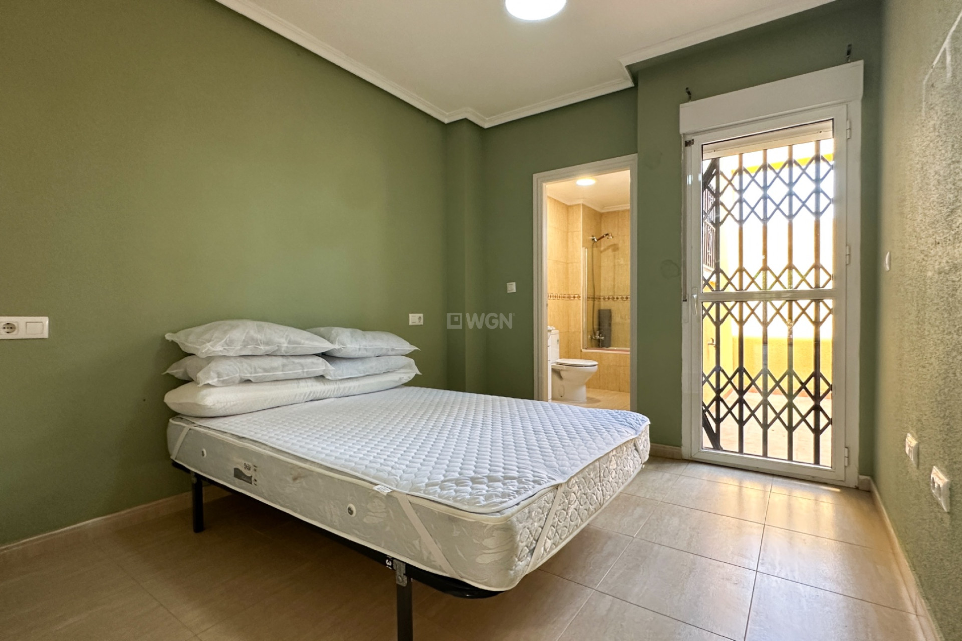 Wiederverkauf - Bungalow - Daya Nueva - Costa Blanca
