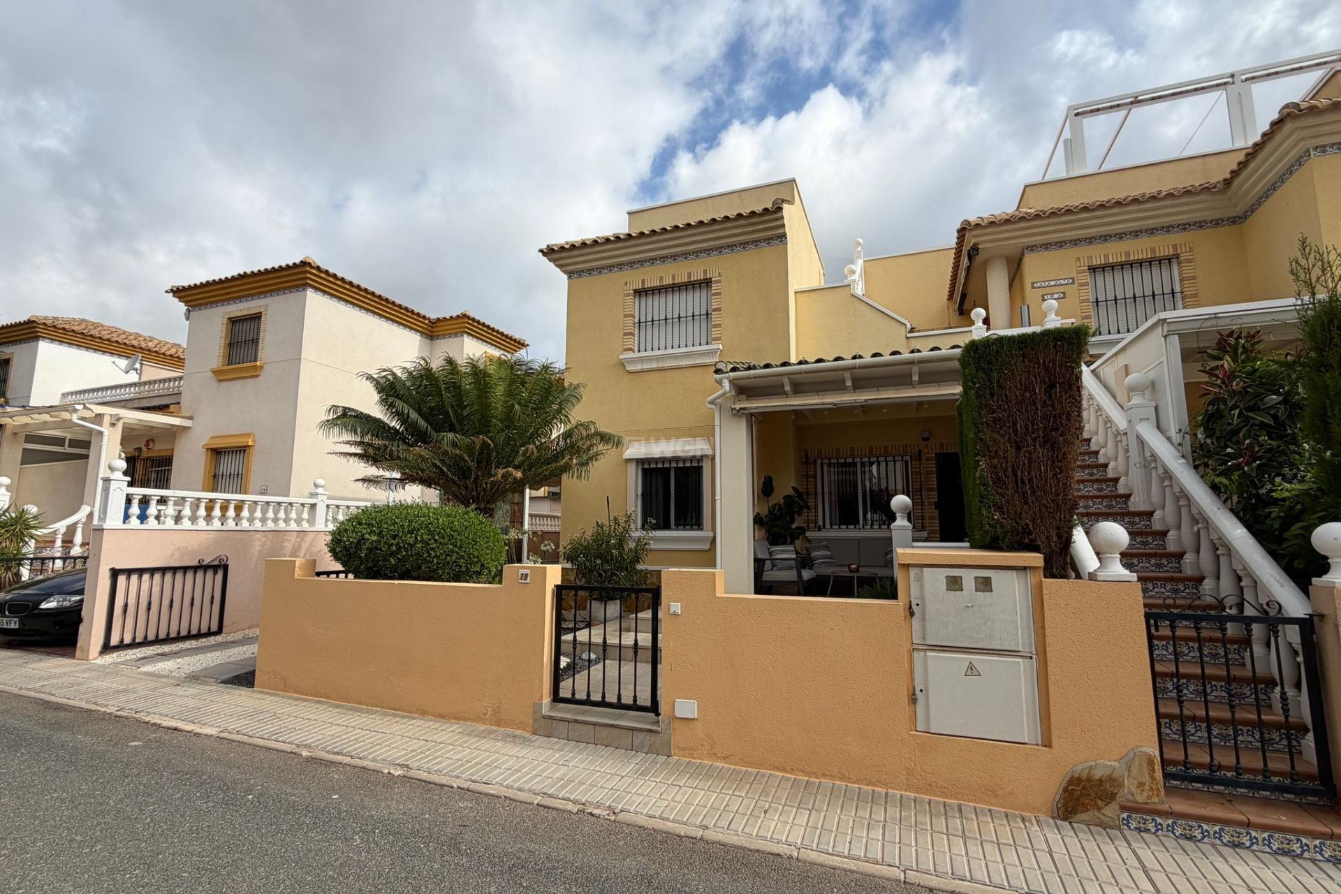 Wiederverkauf - Bungalow - Orihuela Costa - Los Dolses