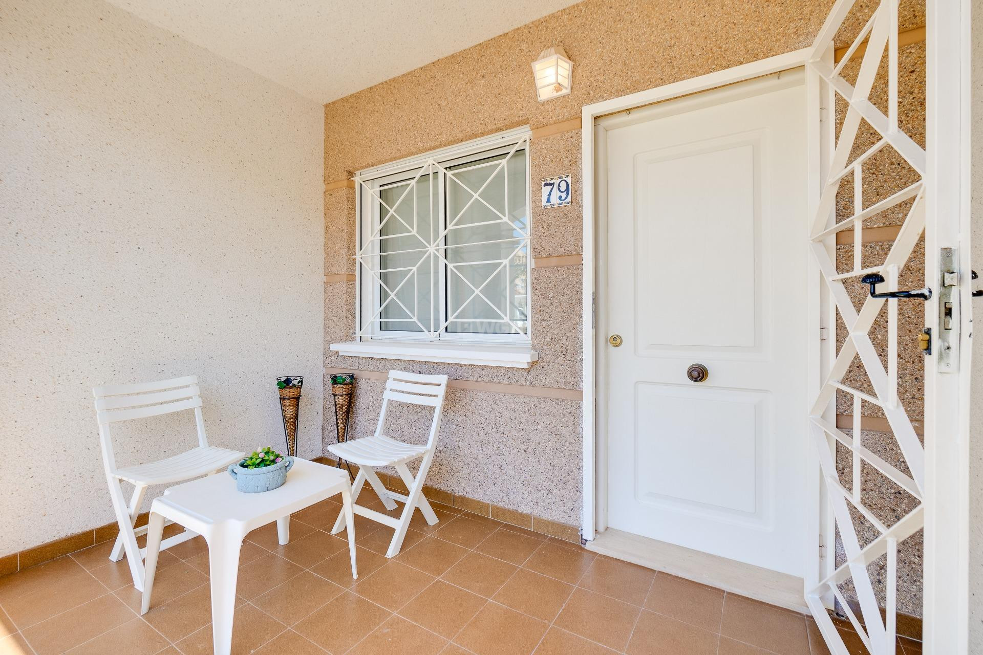 Wiederverkauf - Bungalow - Torrevieja - Aguas Nuevas 1
