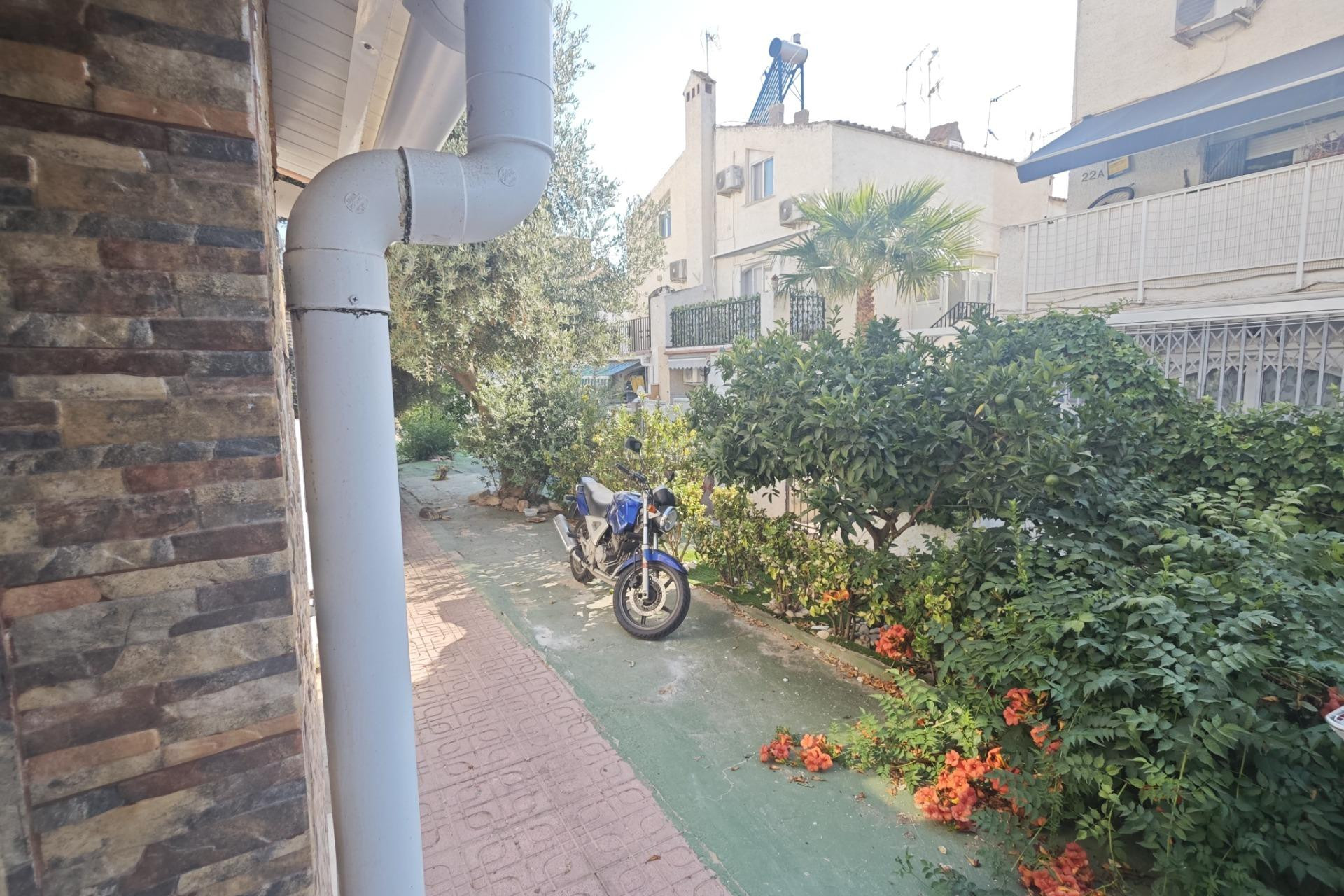 Wiederverkauf - Bungalow - Torrevieja - Playa del Cura