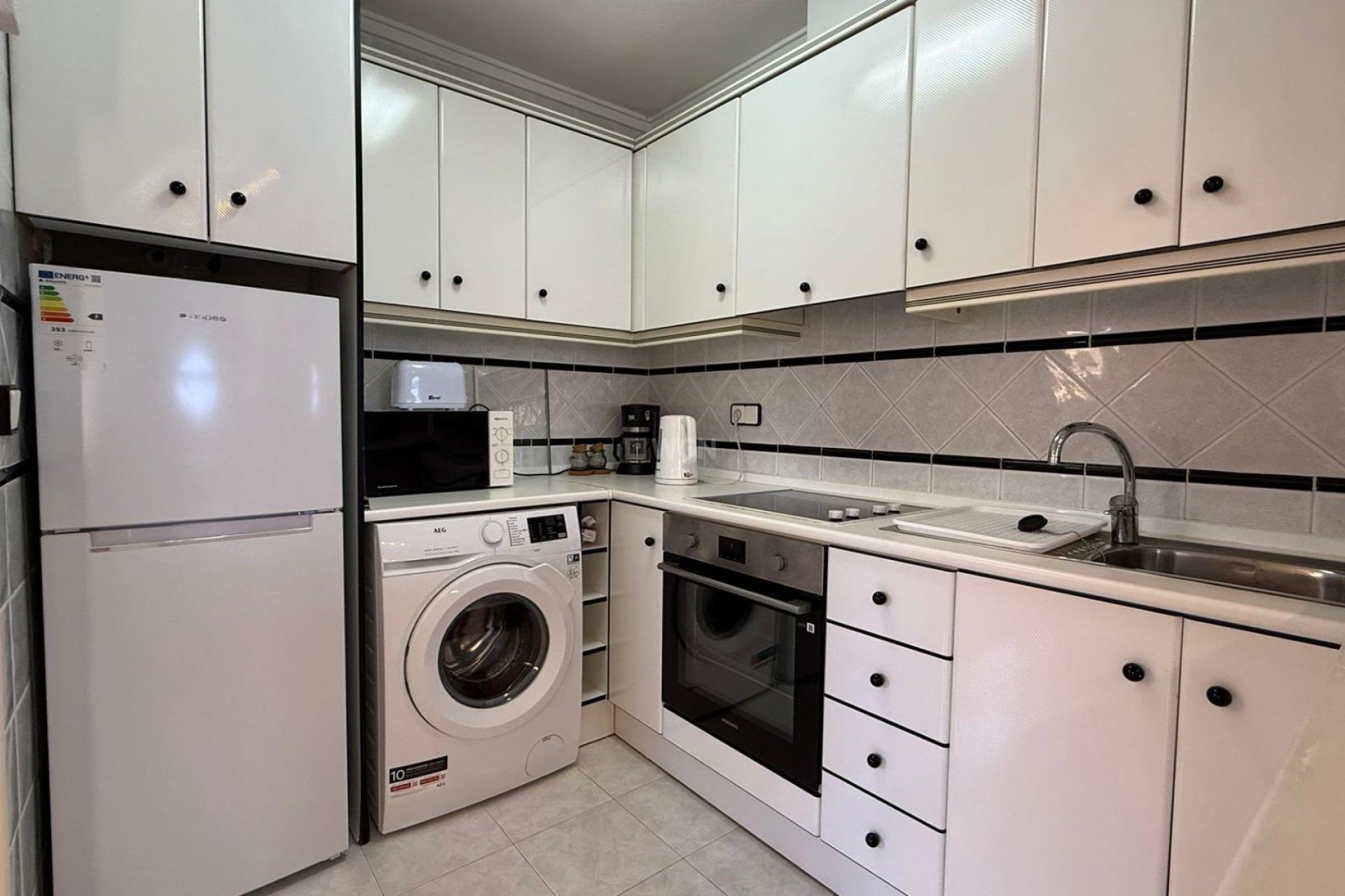Wiederverkauf - Bungalow - Torrevieja - Punta Prima