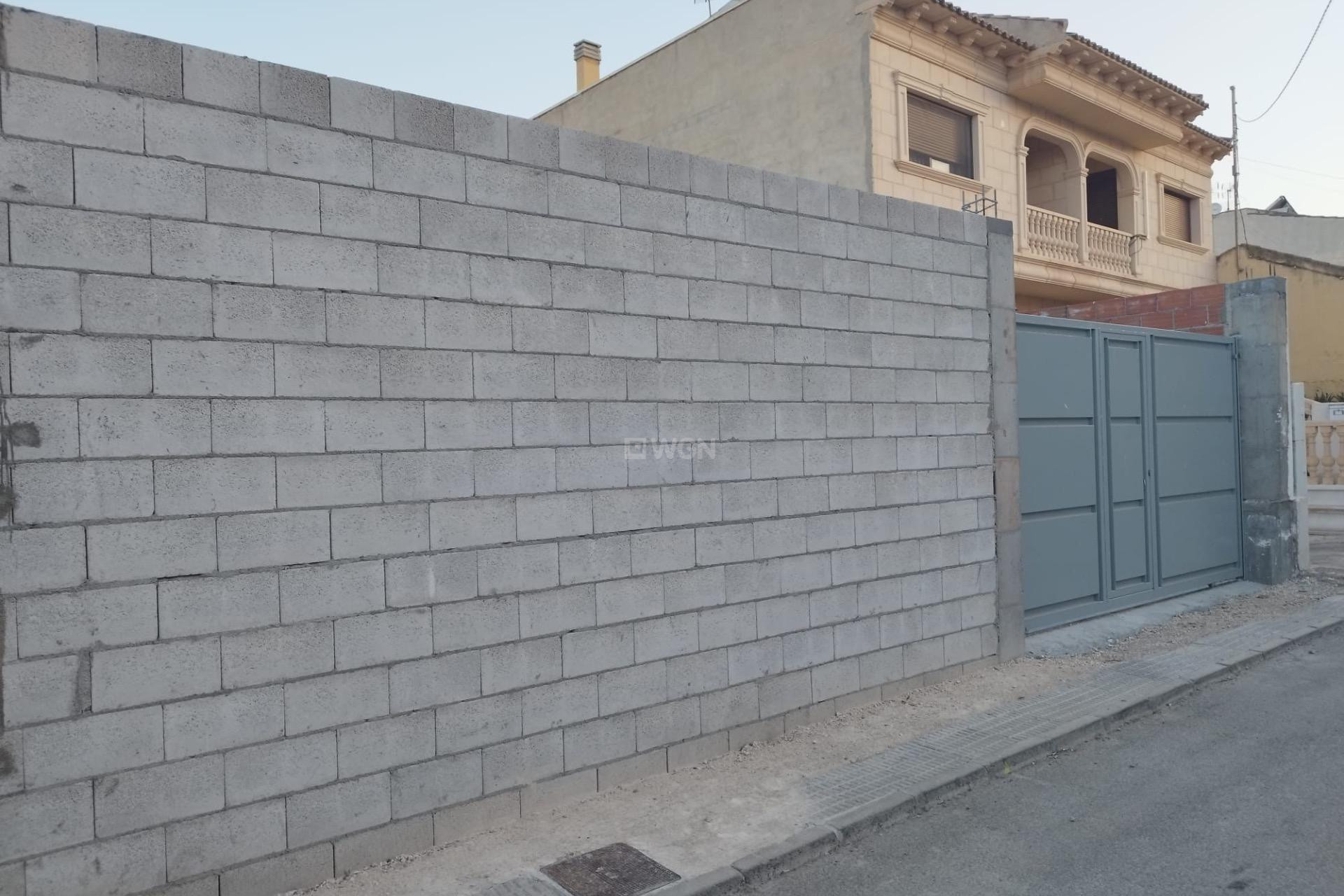 Wiederverkauf - Grundstück / Grundstück - Benferri