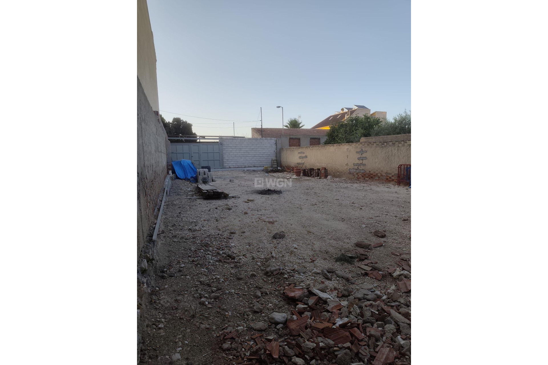 Wiederverkauf - Grundstück / Grundstück - Benferri